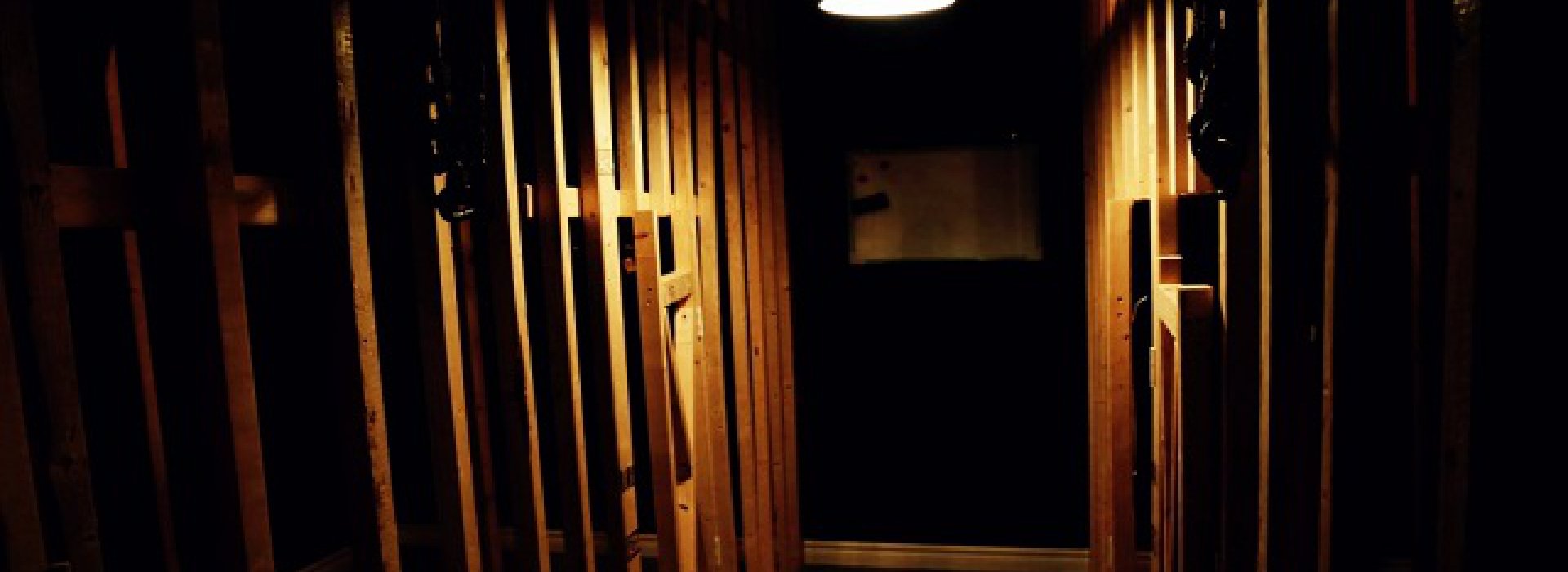 darkblurbg
