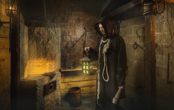 Dungeon Prisoners