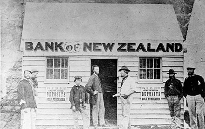 Gold Heist in the Gold Bank